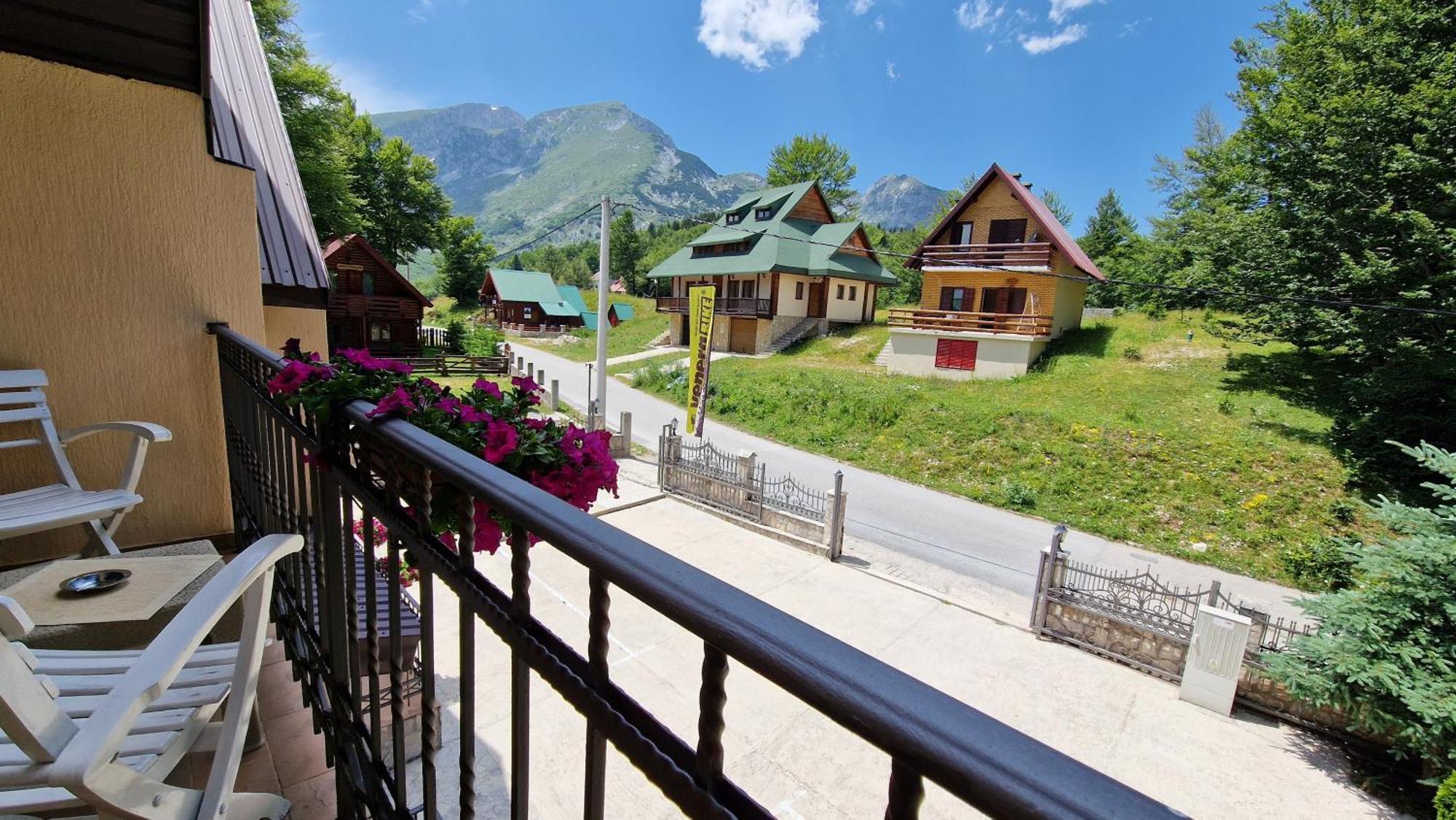 Gorska Vila Apartments Zabljak  Bilik gambar